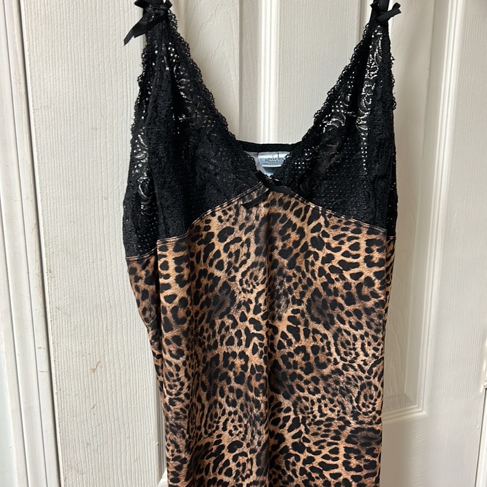 2X!! EUC ! Nick and Sarah Intimates / Leopard Sz 2x